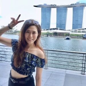 Meet your Posher, Candice